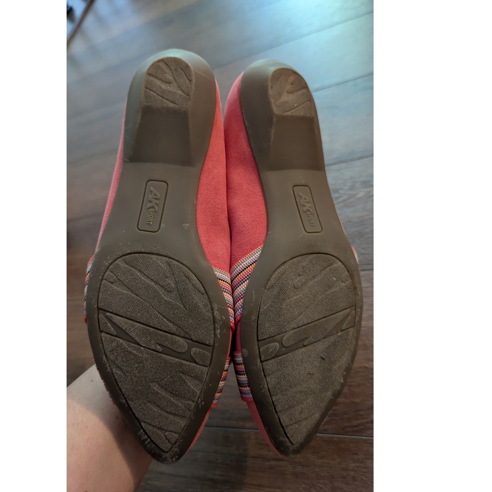 Anne Klein AK Sport Alise Coral Pink Pointed Toe Flats Multi-Color Strap 8M - Picture 2 of 5